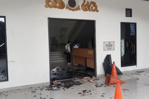 Gedung DPRD Kota Jambi Diserang Anak STM, 18 Pelajar Diamankan