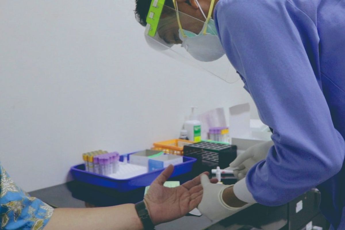 Rapid test di RSUD KRMT Wongsonegoro, Rabu (25/3/2020). 