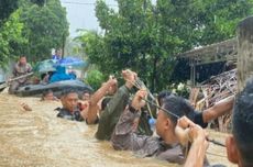 Indonesia's North Sulawesi Floods, Landslides Damage Hundreds of Homes