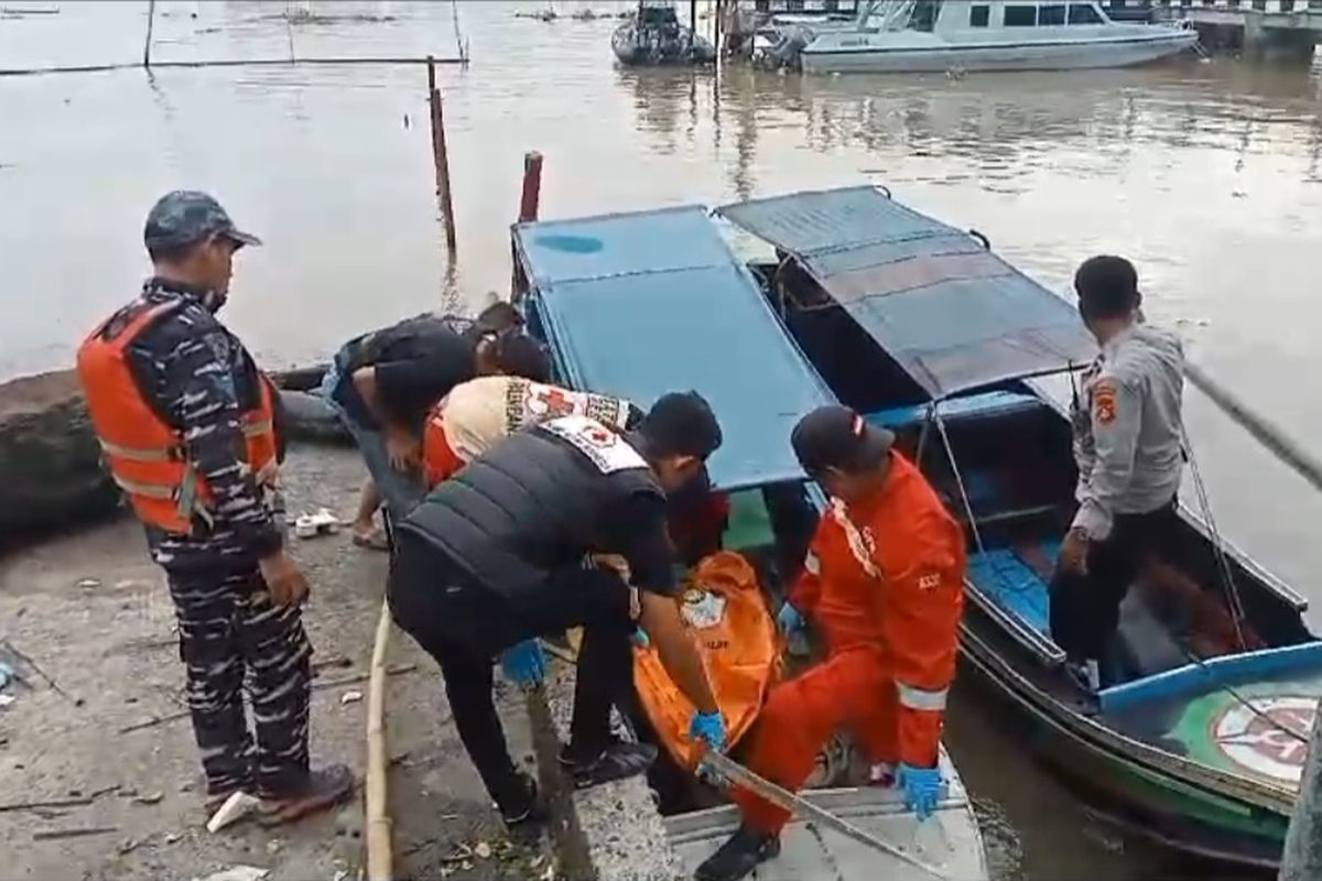 Mantan Guru di Sumsel Tewas Mengapung dengan Tangan Dirantai