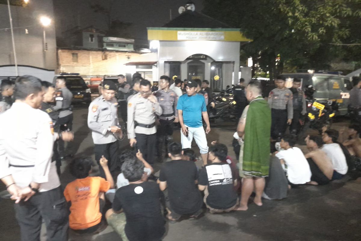 17 Remaja Ditangkap di Johar Baru, Diduga Hendak Tawuran (Dokumentasi: Humas Polres Jakarta Pusat)