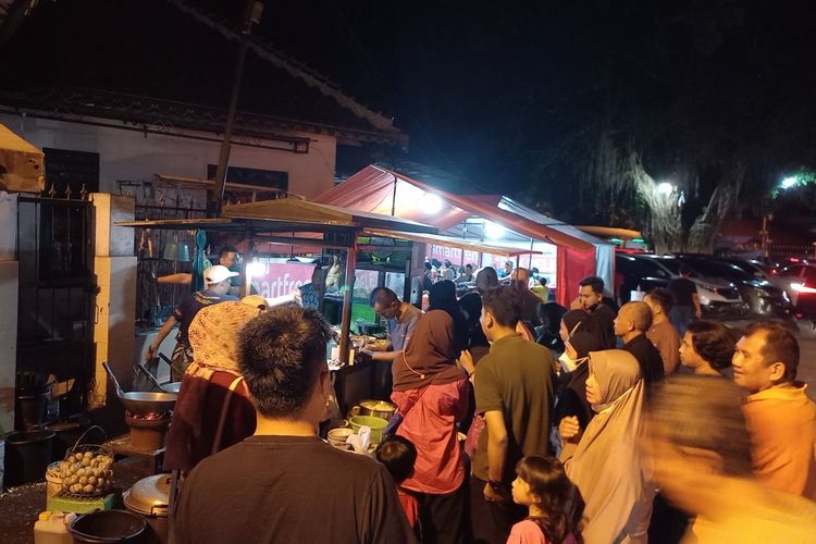 suasana Warung bakmi pak pele setelah kunjungan Joko Widodo, Kamis (1/6/2023)