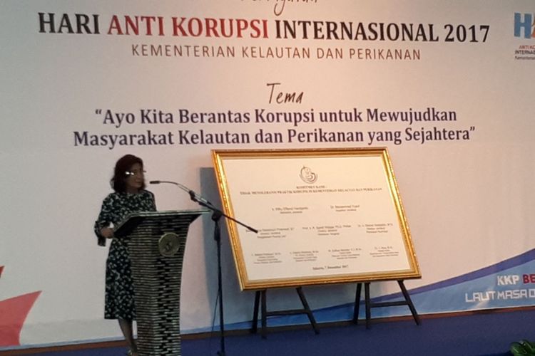 Menteri Kelautan dan Perikanan Susi Pudjiastuti 