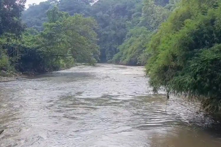 Ambil Kail yang Tersangkut, Remaja 14 Tahun Hanyut di Ciliwung Depok