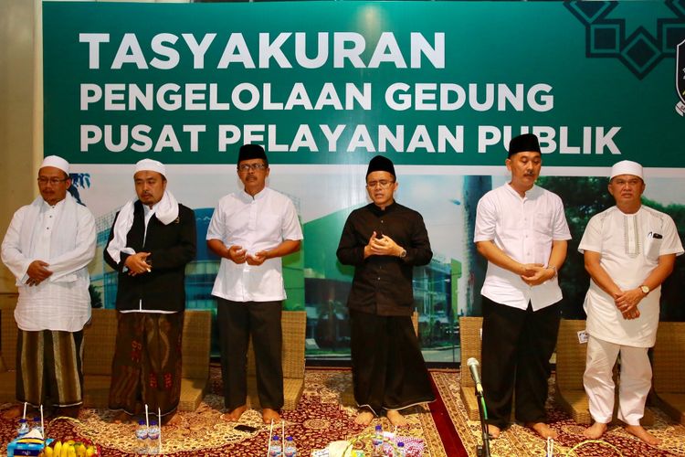 Pemerintah Banyuwangi menggelar tasyakuran pengalihan fungsi gedung bekas Mall of Sri Tanjung menjadi kantor pusat pelayanan publik pada Kamis (13/7/2017) malam. Sebelumnya, Pemerintah Banyuwangi memenangi gugatan sengketa bangunan tersebut.