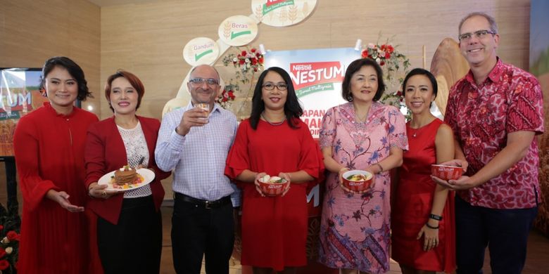 Acara peluncuran kampanye Nestum 101 Healthy Bowl di Jakarta.