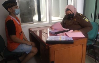 Sebarkan Foto Telanjang Peserta Pesta Gay di Vila Kota Batu ...