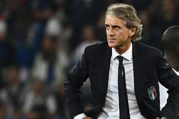 Ekspresi pelatih Italia, Roberto Mancini, setelah timnya dikalahkan Prancis dalam laga persahabatan di Stadion Allianz Riviera, Nice, Prancis pada 1 Juni 2018.