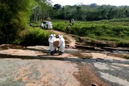 Makamkan 20 Jenazah dengan Protokol Covid-19 dalam Sehari, Relawan di Ponorogo Kewalahan