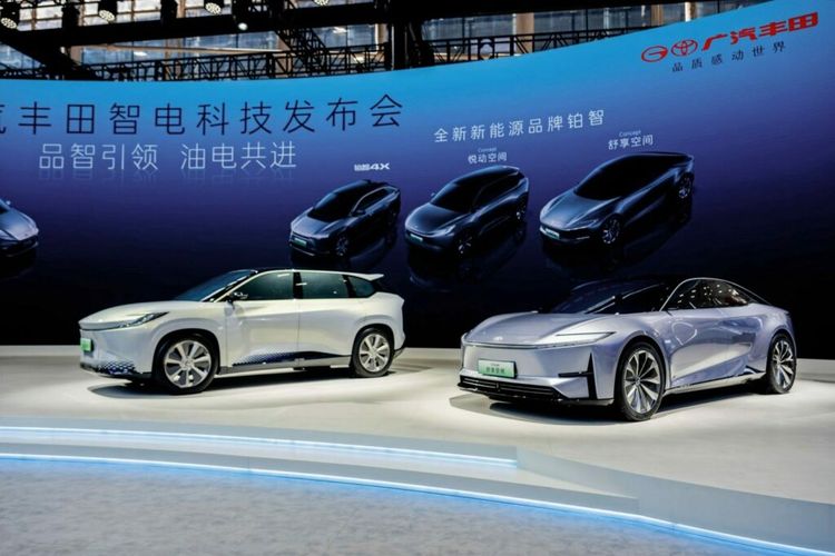 Mobil listrik konsep terbaru Toyota hasil kerja sama dengan GAC