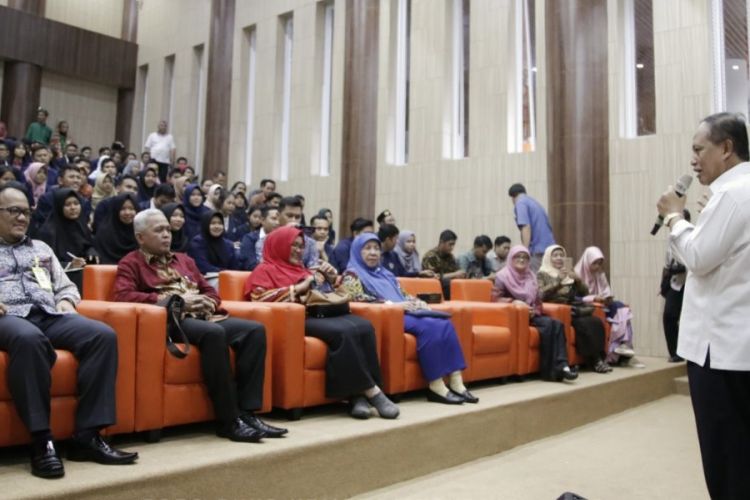 Menristekdikti di Universitas Tanjungpura (Untan) Pontianak (18/1/2019).