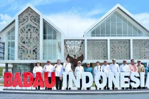 Di Badau, Jokowi Ingin Tak Ada Lagi Barang Selundupan Masuk Indonesia