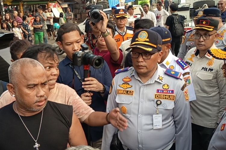Pedagang Protes Penertiban Parkir di Jalan Mayjen Sutoyo Jaktim, Nilai Dishub Tebang Pilih