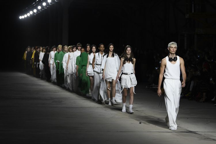 Koleksi Musim Semi/Musim Panas 2023 Onitsuka Tiger di Milan Fashion Week