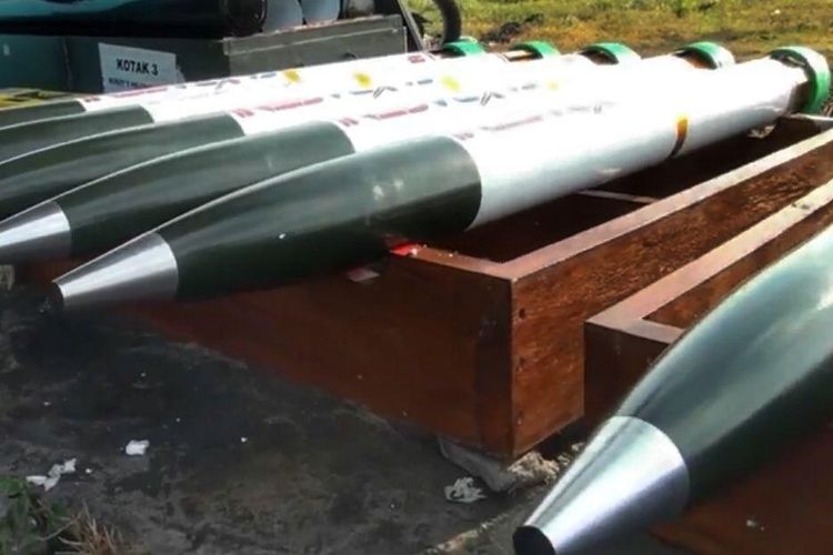 Roket Latih Experiment Kaliber 70 mm (Rol Ex-70) inovasi Poltekad TNI AD.