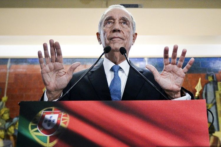 Presiden Portugal Marcelo Rebelo de Sousa, menang meski suara yang abstain mencapai rekor terbesar dalam sejarah Portugal yaitu 60 persen, 