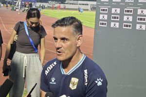 Gaya Melokal John Herdman saat Liburan di Lombok dapat Apresiasi Pengamat