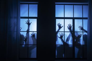 9 Daftar Rumah Hantu Terseram di Dunia