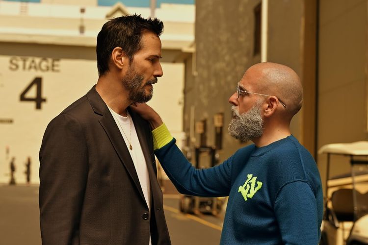 Cameron Diaz dan Keanu Reeves Reuni Setelah 30 Tahun di Film Outcome