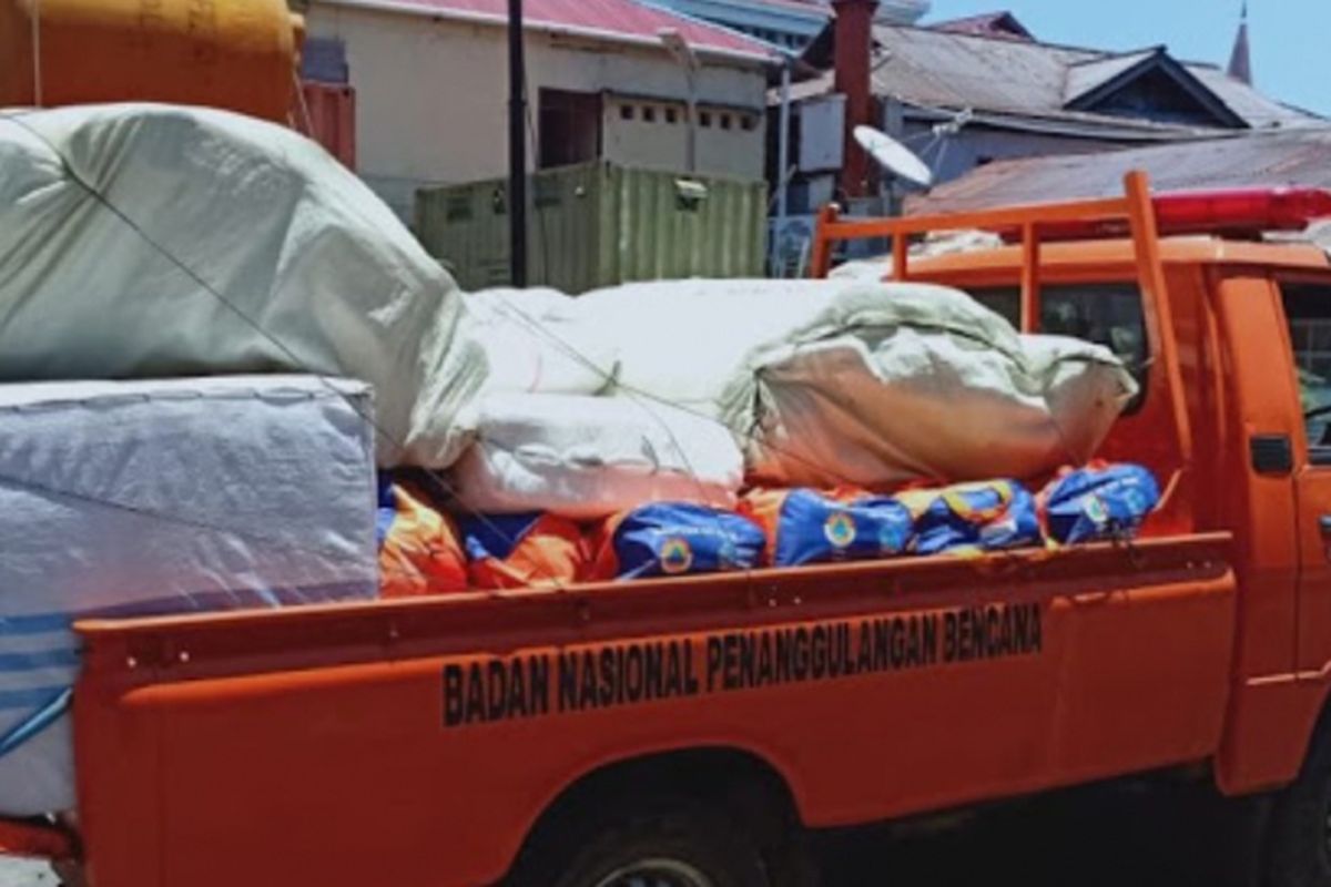 Tim BPBD Sulut langsung berangkat ke kota Palu melalui pelabuhan laut Amurang. Perjalanan tersebut untuk membawa bantuan logistik. 