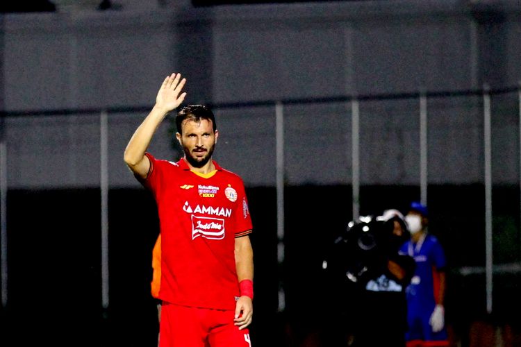 Pemain asing Persija Jakarta asal Italia selama Liga 1 2021-2022, Marco Motta.