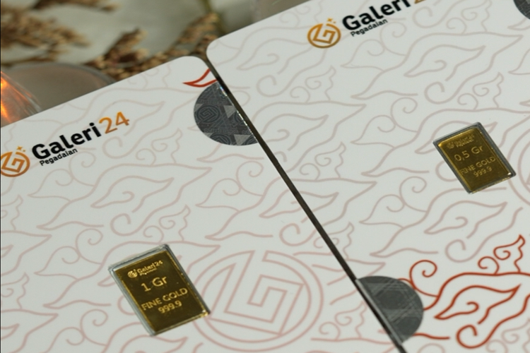Galeri 24 meluncurkan produk emas batangan bertema Batik Nusantara yang dikemas dalam bentuk buku.