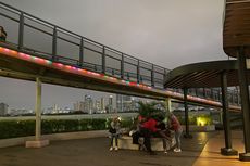 Panduan Naik Skywalk Senayan Park, Rooftop Hits di Jakarta Pusat