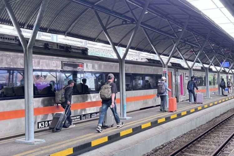 Daop 8 Surabaya Catat Telah Layani 1 Juta Penumpang Selama Mudik-Balik Lebaran 2026