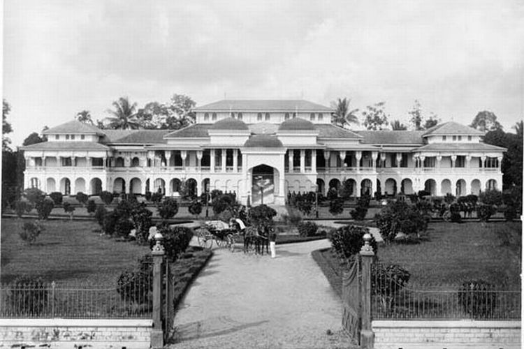 Istana Maimun yang menjadi salah satu bukti kejayaan Kesultanan Deli.