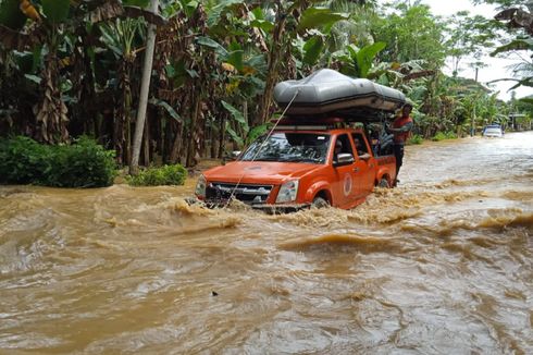 Hujan Guyur Malang, Pemukiman Warga Tergenang hingga 2 Meter