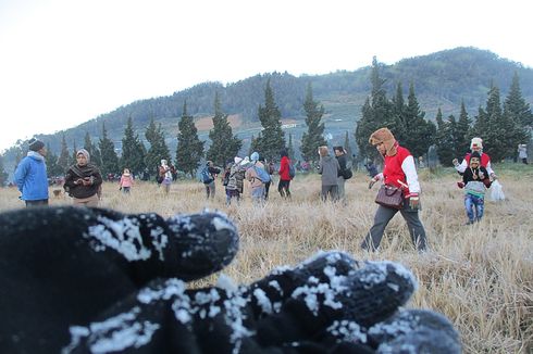 Berburu Embun Es di Dieng, Jangan Lupa Jajal Hangatnya Mi Ongklok