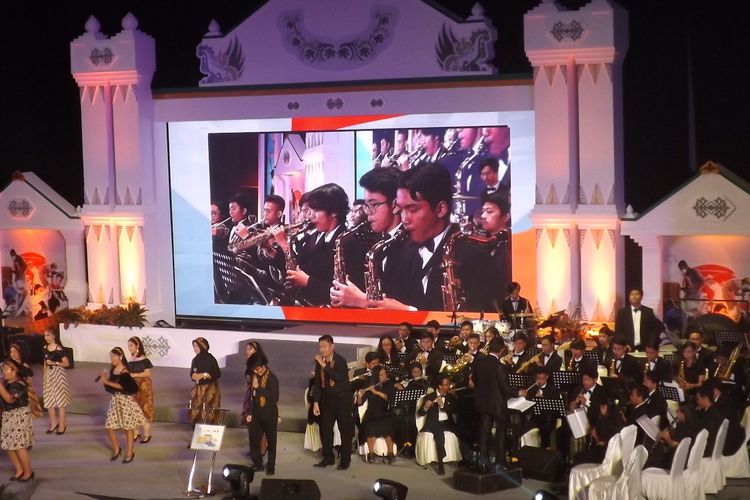 SMM 2 Bantul Yogyakarta diberi kepercayaan menjadi musik pengiring dalam Pembukaan Lomba Kompetensi Siswa SMK Tingkat Nasional yang diadakan di Yogyakarta (8/7/2019)