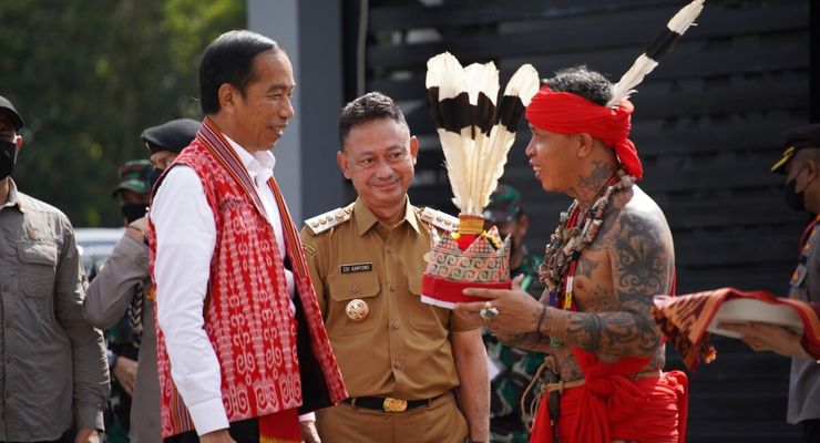 Jokowi Janji Bangun "Dayak Centre" di Kawasan IKN