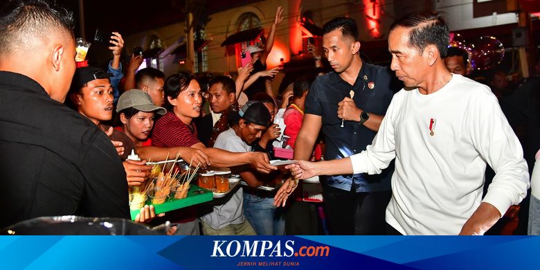 Sunday evening, President Jokowi greeted the people of Malioboro