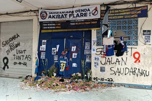 BREAKING NEWS - Dirut PT LIB dan Panpel Arema Tersangka Tragedi Kanjuruhan