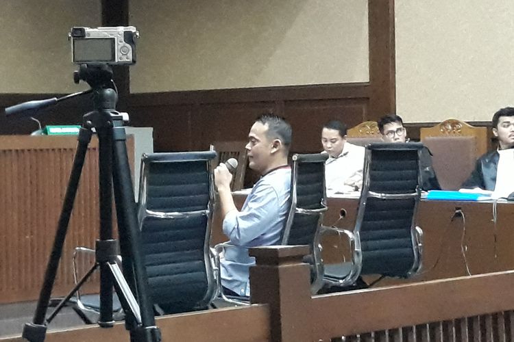 Direktur Utama PT Merial Esa Fahmi Darmawansyah bersaksi di Pengadilan Tipikor Jakarta, Senin (3/9/2018).