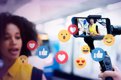 Facebook Tawarkan 'Gaji' hingga Rp 50 Juta per Bulan untuk Kreator Konten