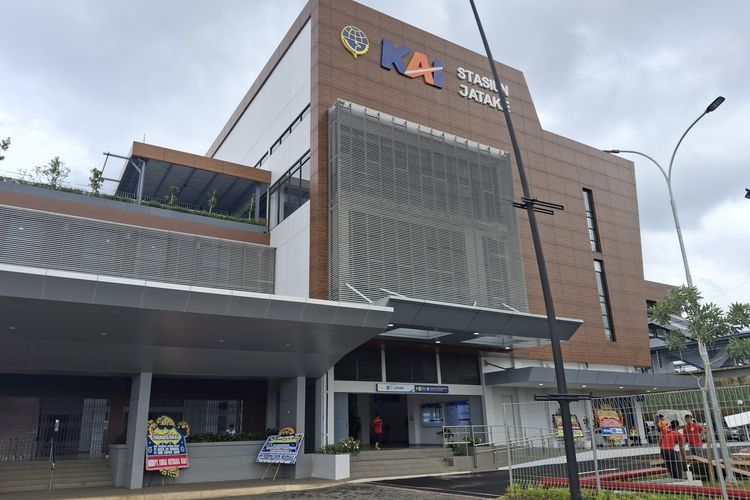 Mulai Beroperasi, Stasiun Jatake di BSD Mengusung Konsep Modern Tropis