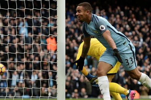 Gabriel Jesus Cetak Gol, Fernandinho Merasa Sangat Bahagia