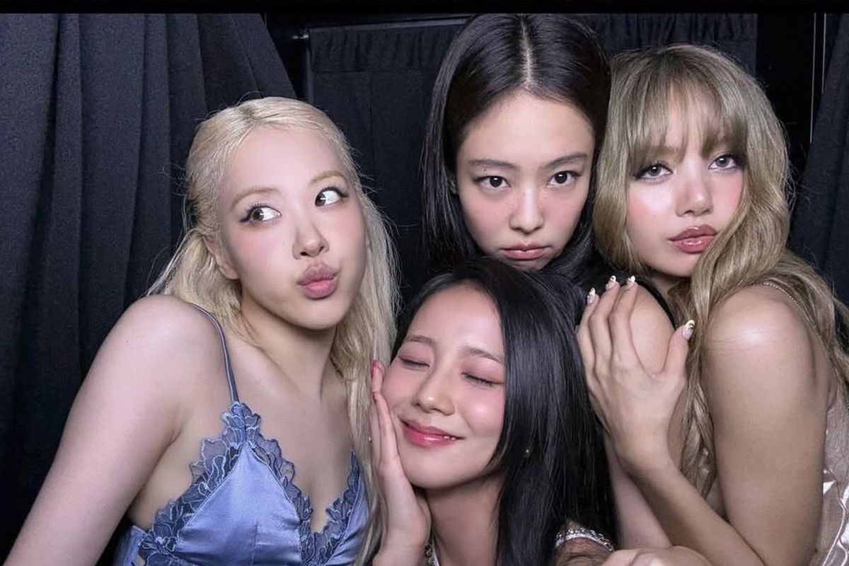 Ingin nonton konser Blackpink Jakarta 2025? Simak inspirasi outfitnya, termasuk ide agar tetap hijab friendly dan stylish. 