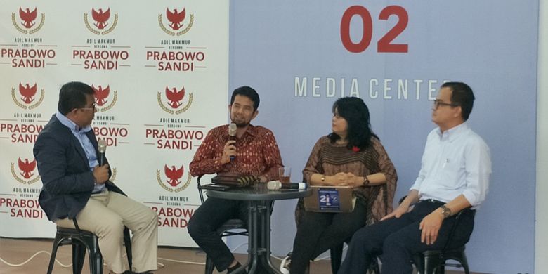 Ahli psikologi politik Irfan Aulia dalam sebuah diskusi di media center pasangan Prabowo-Sandiaga, Jalan Sriwijaya I, Jakarta Selatan, Senin (21/1/2019).