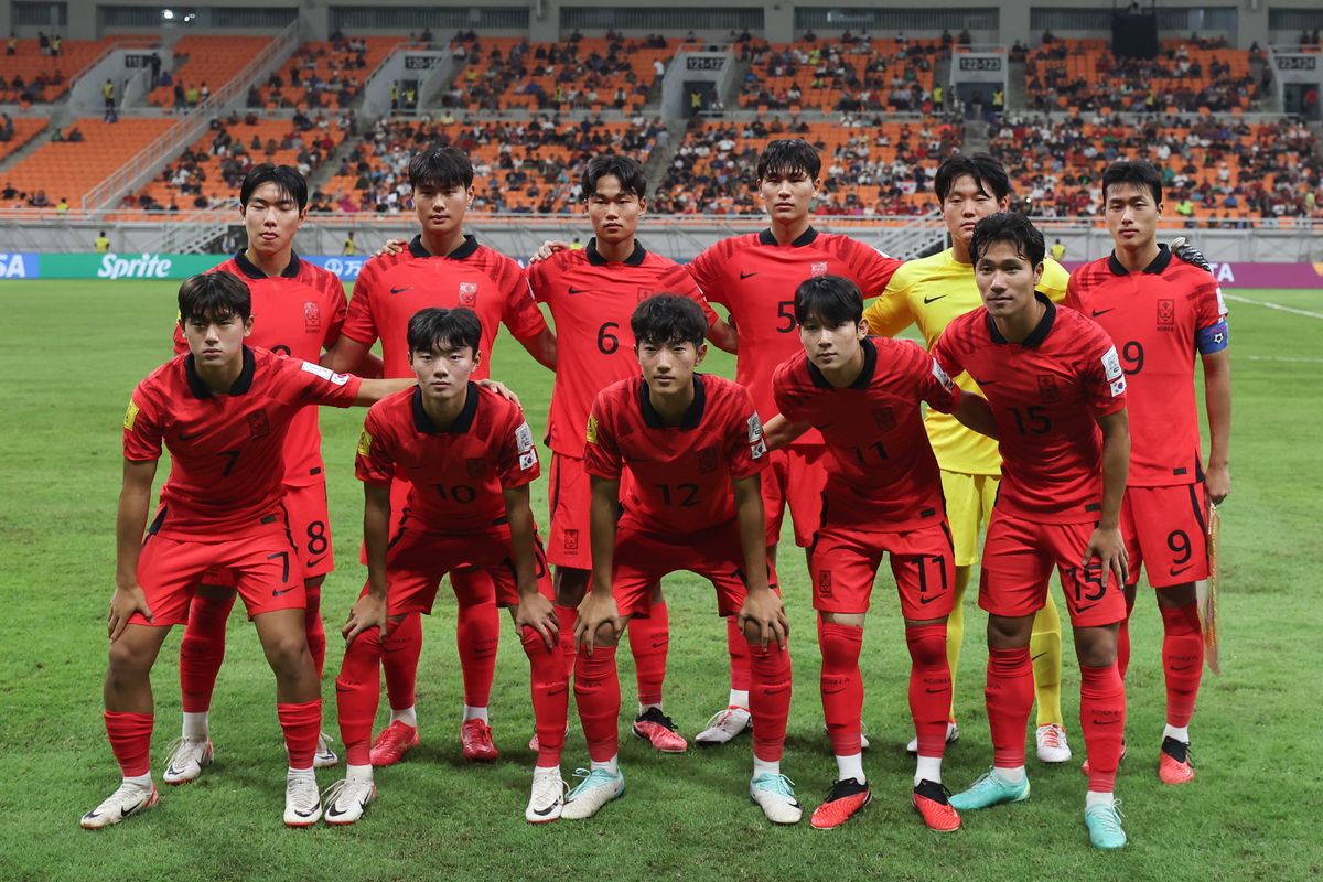 Foto timnas Korea Selatan U17 pada laga penyisihan grup E Piala Dunia U17 di Jakarta Internasional Stadium pada Minggu (12/11/2023).