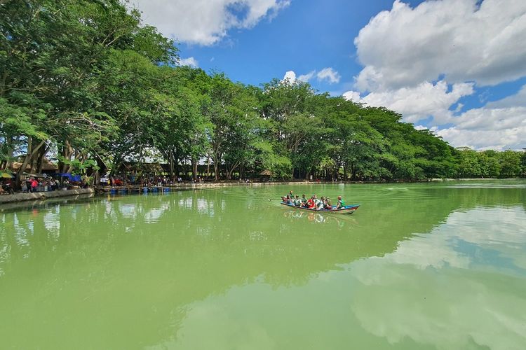 Telaga Jonge, Semanu, Gunungkidul.