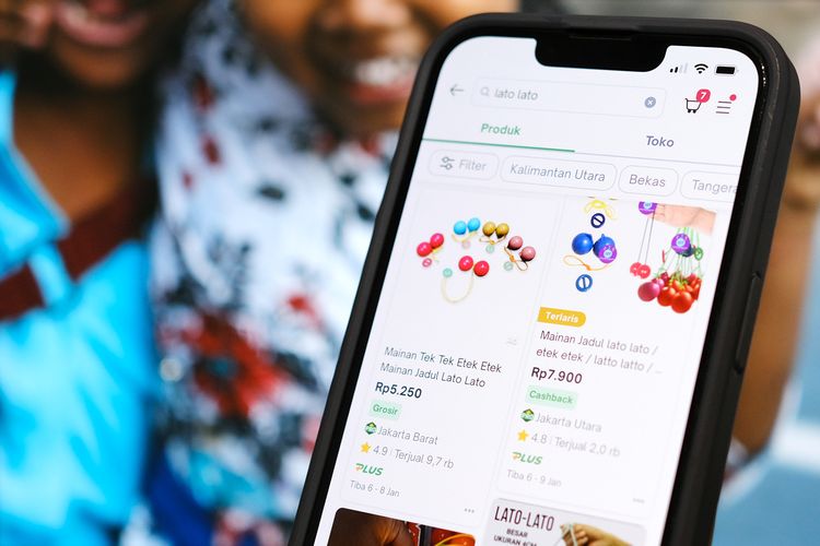 Penjualan mainan lato-lato melejit di Tokopedia.