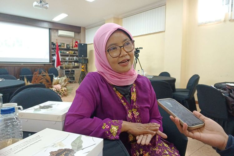 Komisioner Komnas Perempuan Siti Aminah Tardi saat ditemui di Kantor Komnas Perempuan, Menteng, Jakarta Pusat, Selasa (20/6/2023).
