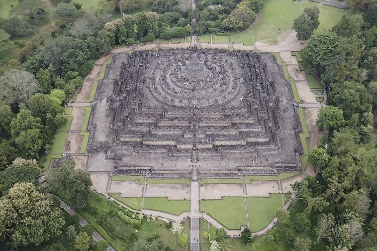 Tujuh Keajaiban Dunia Ke Mana Borobudur Halaman All