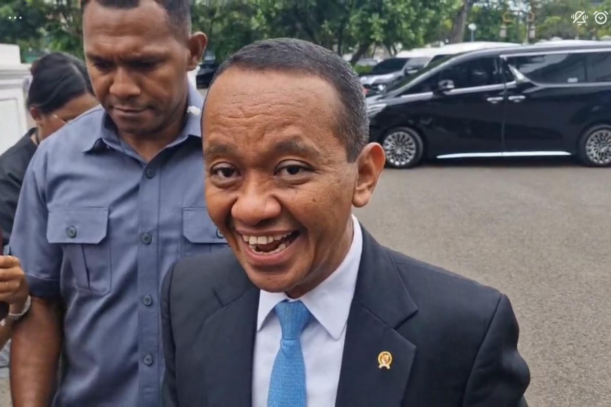 Menteri ESDM Bahlil Lahadalia saat ditemui di Istana, Jakarta, Jumat (7/3/2025). 