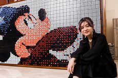 Unik, Mosaik Mickey Mouse Ini Dibuat dari 1.008 Rubik 