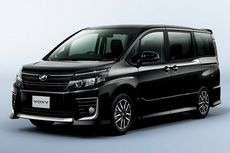 Punya Dana Rp 500 Juta, Pilih Toyota Voxy Baru atau Alphard Bekas?