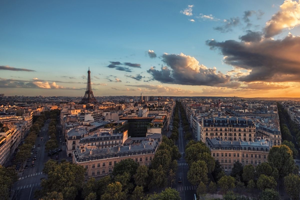 Paris viewed from the Arc de Triomphe 